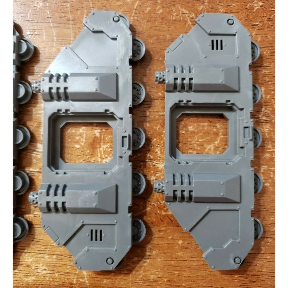 Warhammer 40k Space Marine Bits Rhino Sides/Armor/Tracks Set BRC - Picture 7 of 7